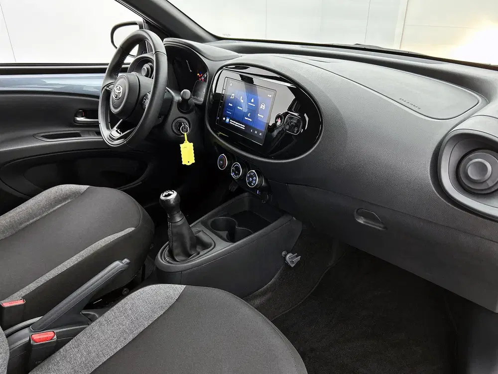 Toyota Aygo X 1.0 VVT-i MT Play uit 2025, foto 6