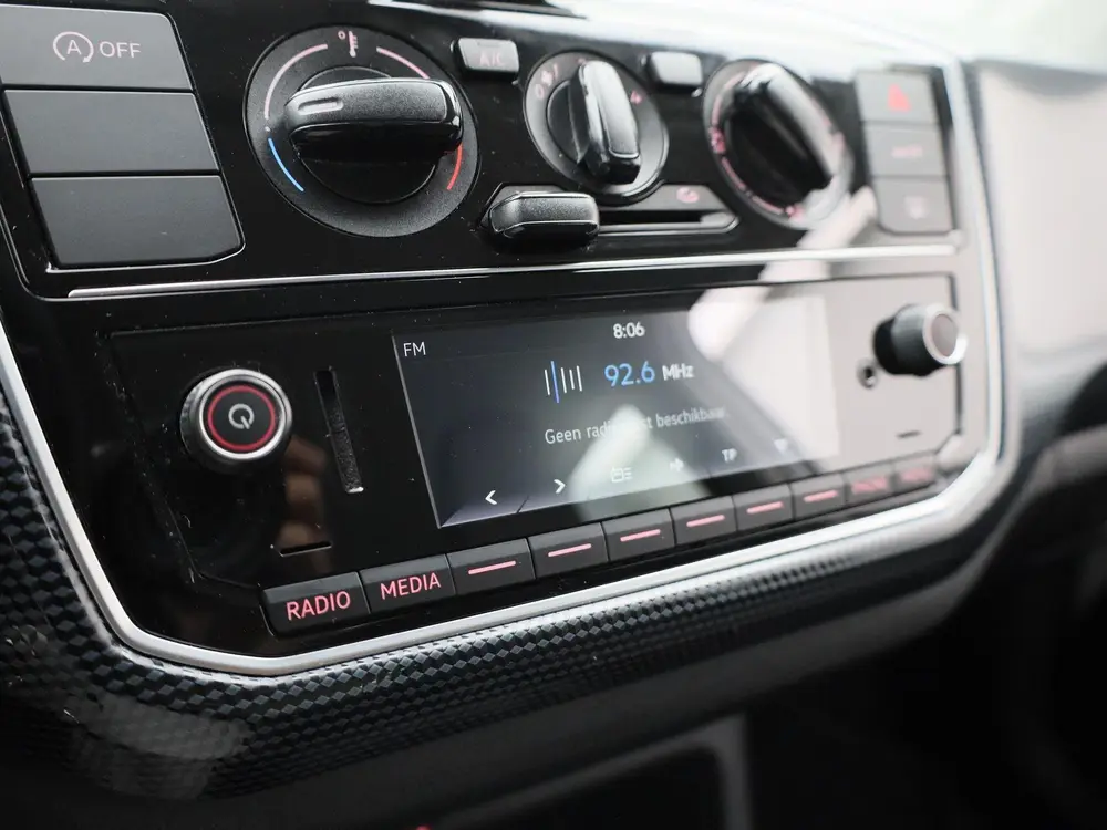 Volkswagen Up! 1.0 | Airco | DAB | LED | uit 2021, foto 20