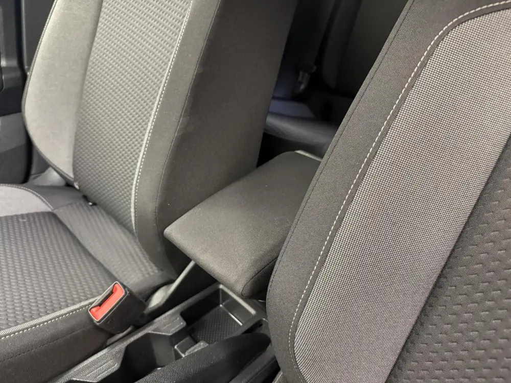 Volkswagen Taigo 1.0 TSi Life Automaat-Trekhaak-Airco-Adapt. uit 2023, foto 15