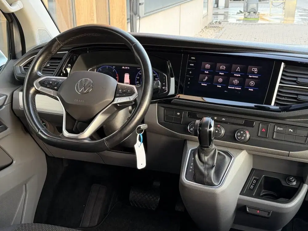 Volkswagen Transporter 2.0 TDI L2H1 150pk Bulli Dubbel cabin uit 2021, foto 10
