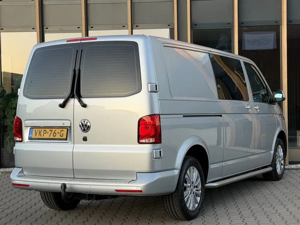 Volkswagen Transporter 2.0 TDI L2H1 150pk Bulli Dubbel cabin uit 2021, foto 2