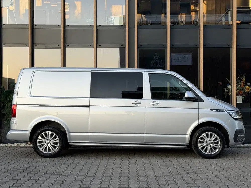 Volkswagen Transporter 2.0 TDI L2H1 150pk Bulli Dubbel cabin uit 2021, foto 4