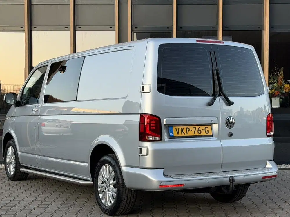 Volkswagen Transporter 2.0 TDI L2H1 150pk Bulli Dubbel cabin uit 2021, foto 6
