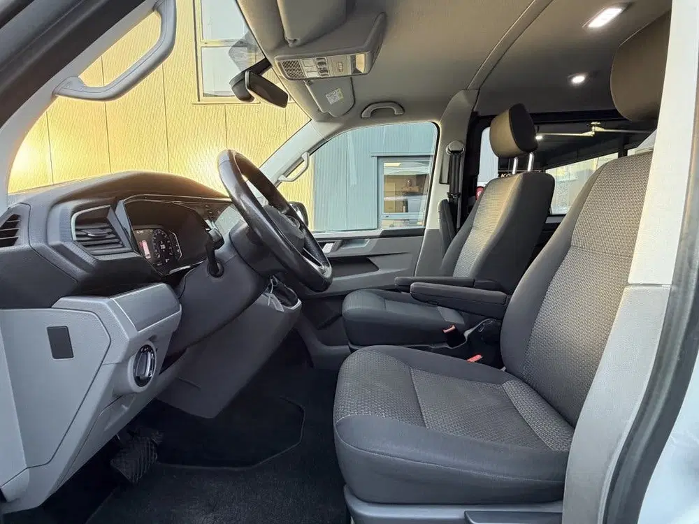 Volkswagen Transporter 2.0 TDI L2H1 150pk Bulli Dubbel cabin uit 2021, foto 8