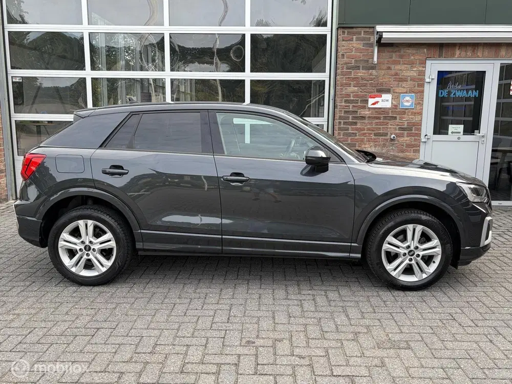 Audi Q2 30 TFSI Advanced edition uit 2021, foto 5