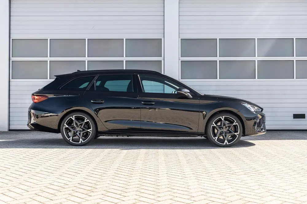Cupra Leon 1.5 TSI e-Hybrid 272pk VZ Performanc uit 2026, foto 3