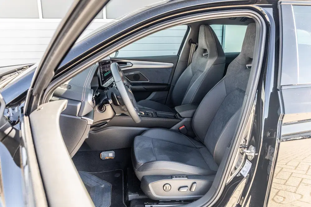Cupra Leon 1.5 TSI e-Hybrid 272pk VZ Performanc uit 2026, foto 4