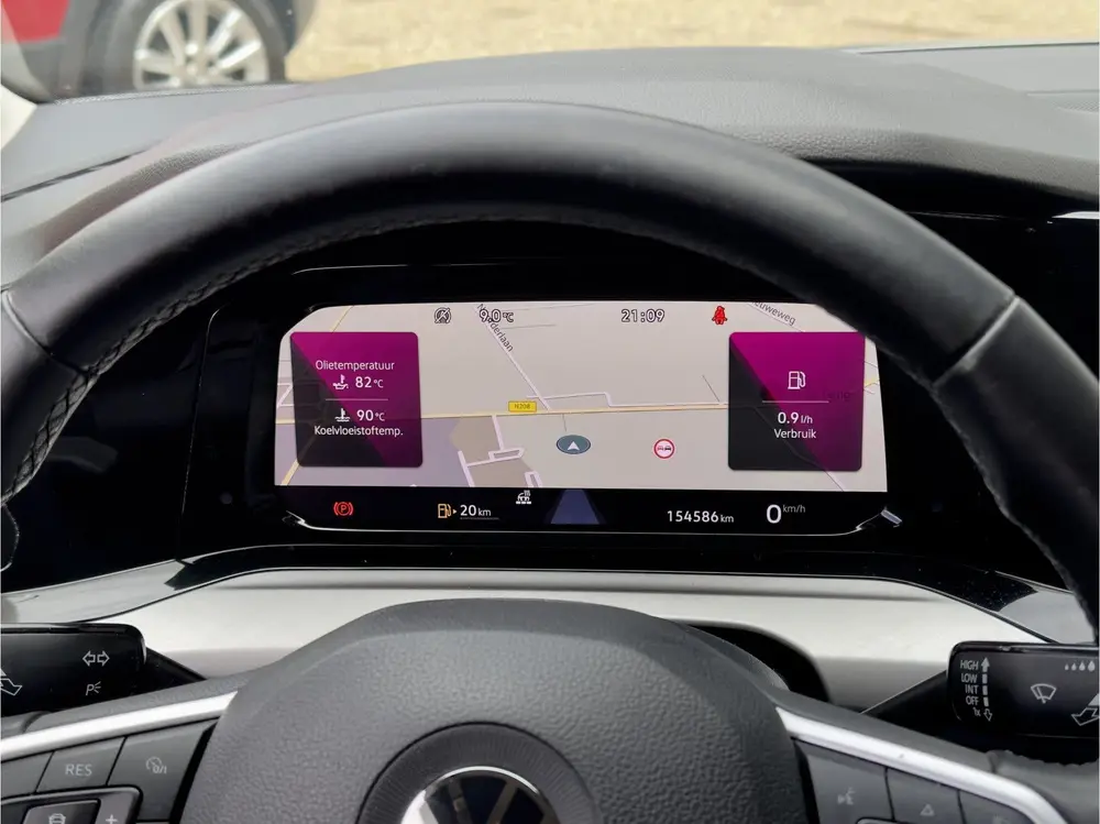 Volkswagen Golf 1.0 TSI LIFE NAVI DIGI-DASH APPLE-CARPLAY LE uit 2021, foto 17