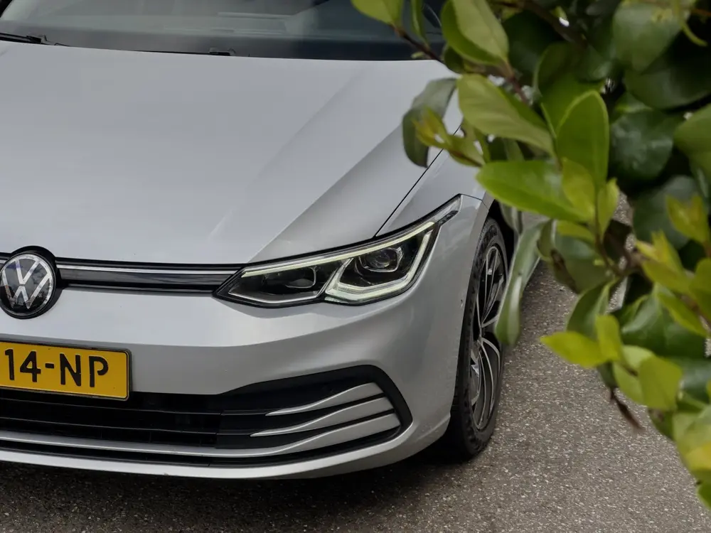 Volkswagen Golf 1.0 TSI LIFE NAVI DIGI-DASH APPLE-CARPLAY LE uit 2021, foto 20
