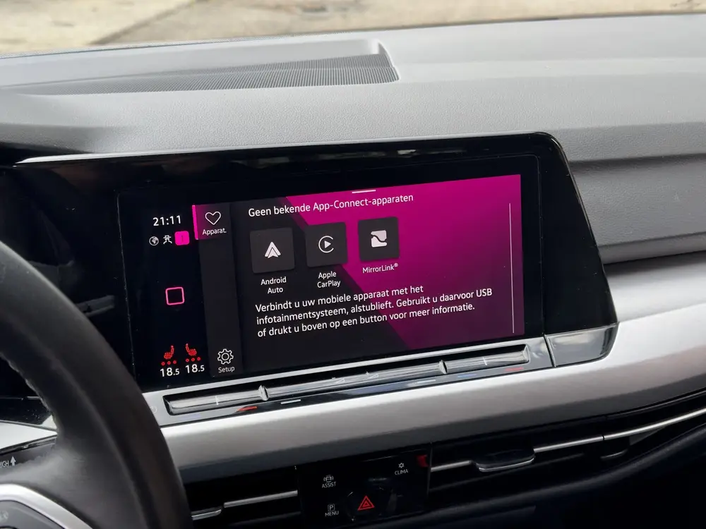 Volkswagen Golf 1.0 TSI LIFE NAVI DIGI-DASH APPLE-CARPLAY LE uit 2021, foto 6