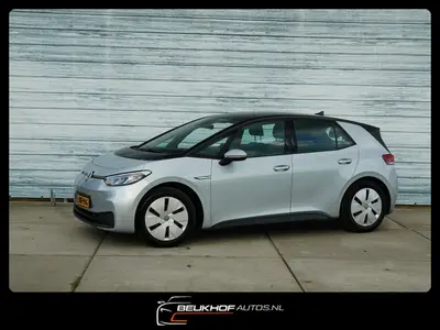 Volkswagen ID.3 Life 58 kWh Trekhaak Adapt Cruise Soh 92.7% uit 2020