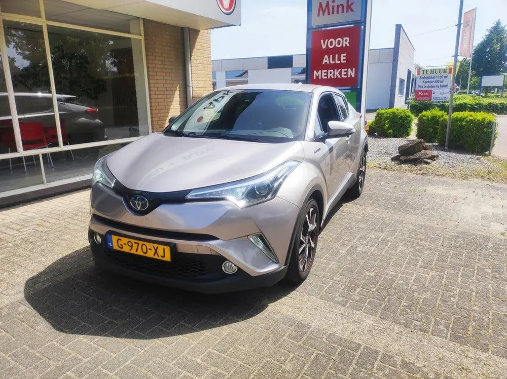 Toyota C-Hr 1.8 Hybrid Dynamic autom. 5 drs. uit 2019, foto 5