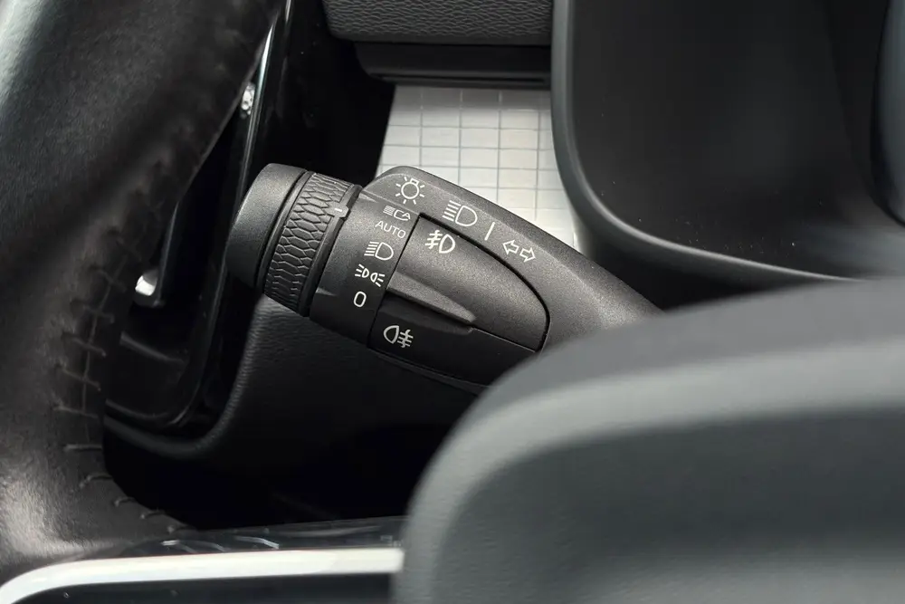 Volvo XC40 1.5 T3 Momentum Pro 164pk - Camera - ACC - Pano uit 2019, foto 11