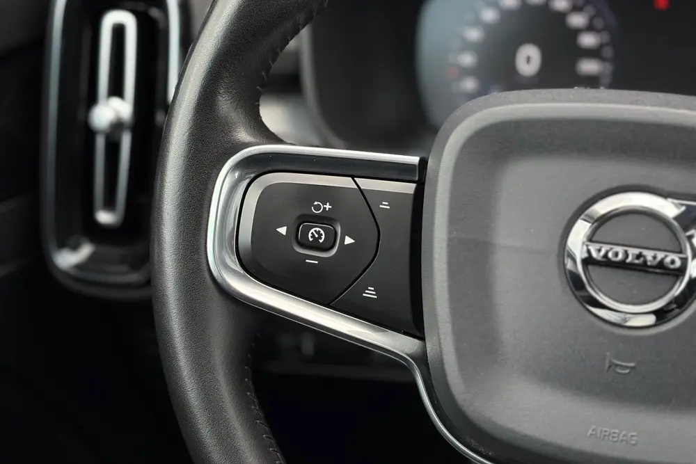 Volvo XC40 1.5 T3 Momentum Pro 164pk - Camera - ACC - Pano uit 2019, foto 12