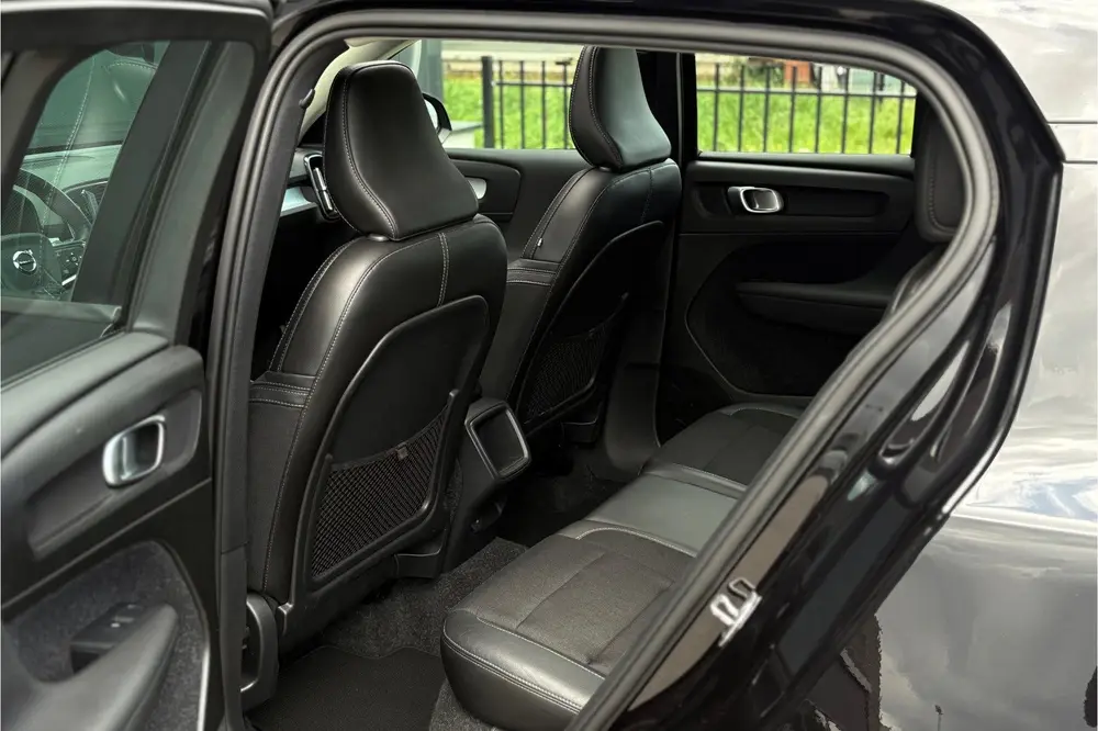 Volvo XC40 1.5 T3 Momentum Pro 164pk - Camera - ACC - Pano uit 2019, foto 8