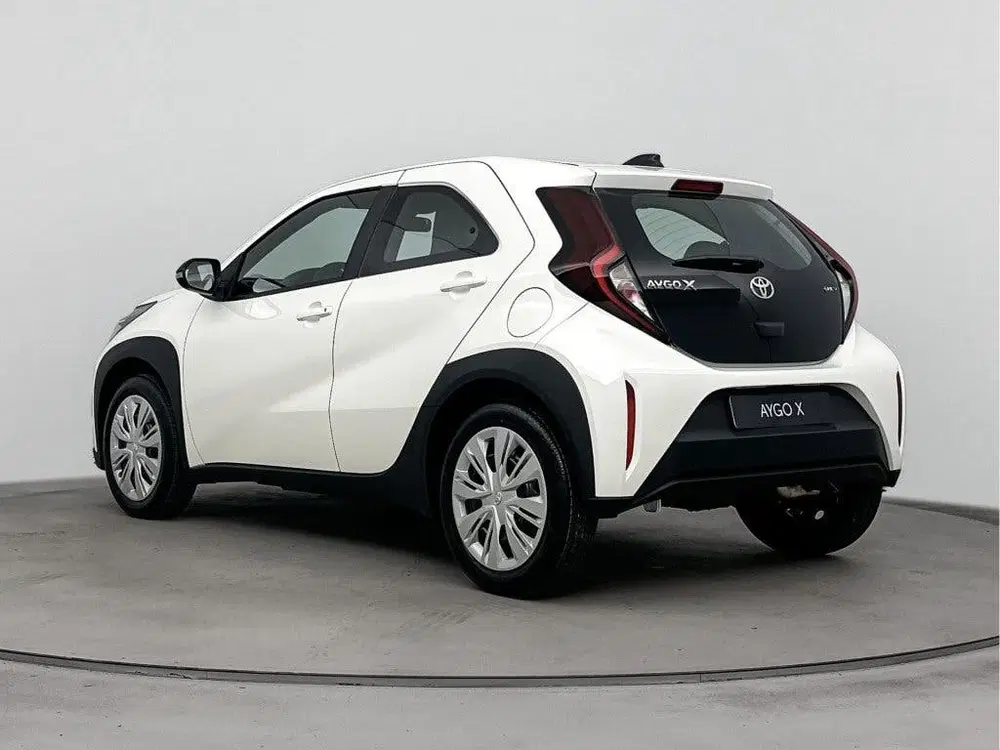 Toyota Aygo X Hybrid 115 play *DEMO* uit 2026, foto 3