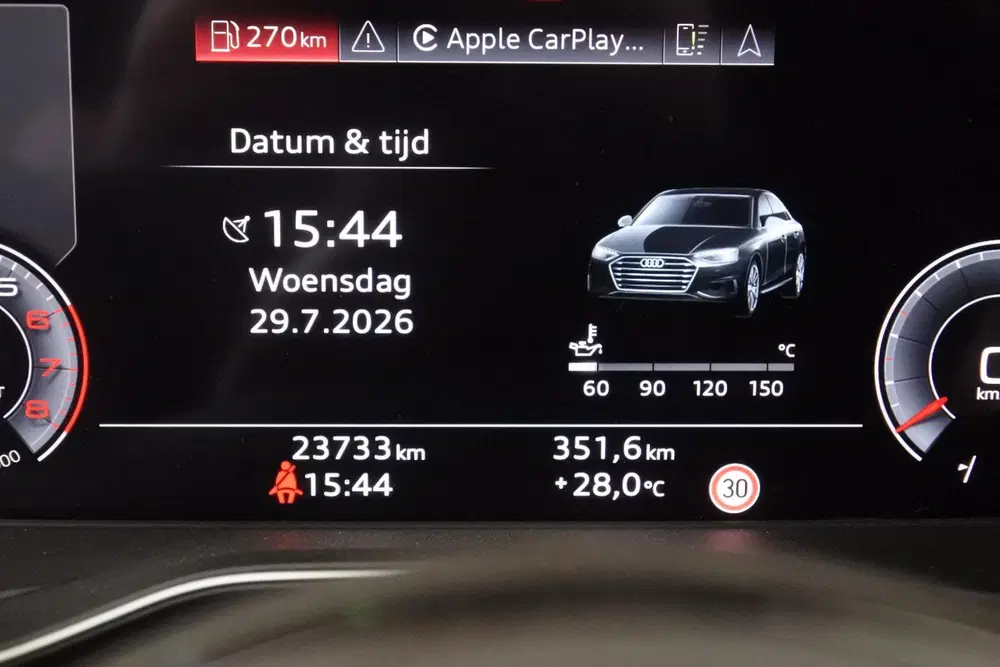 Audi A4 35 TFSi S-Line S-dak 19" uit 2024, foto 4