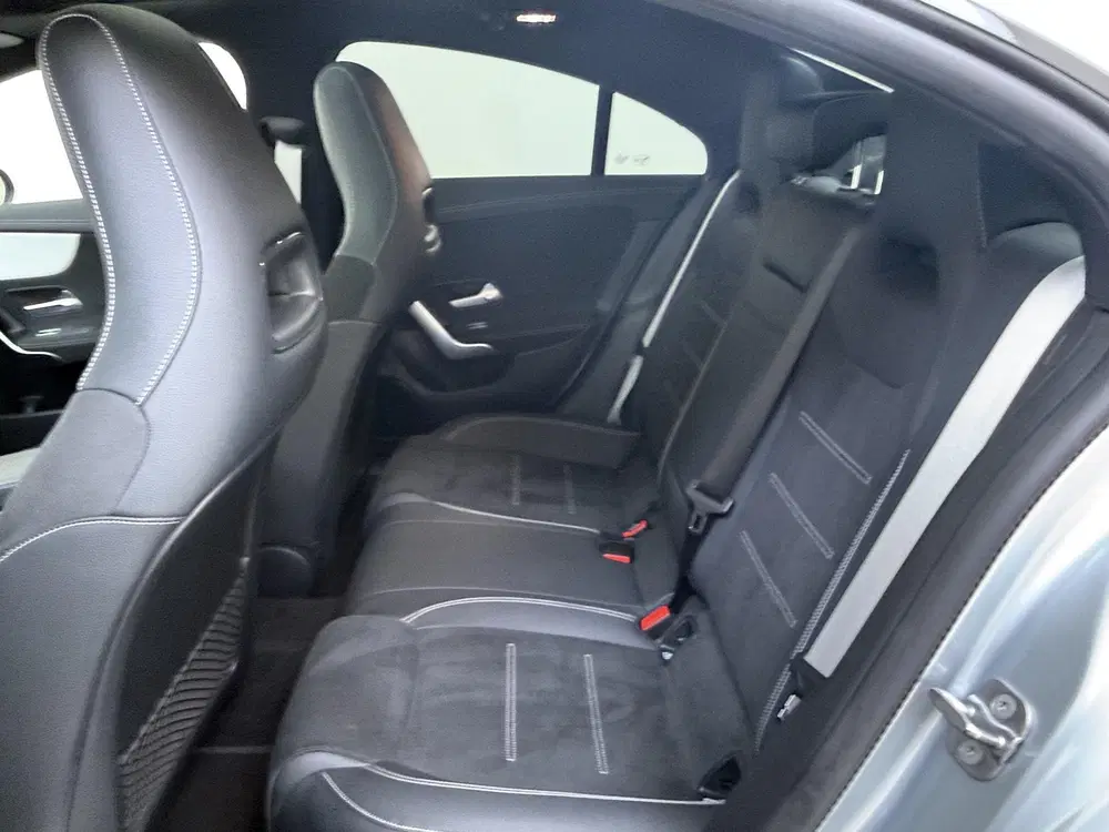 Mercedes-Benz CLA 250 e Business Solution AMG uit 2025, foto 13