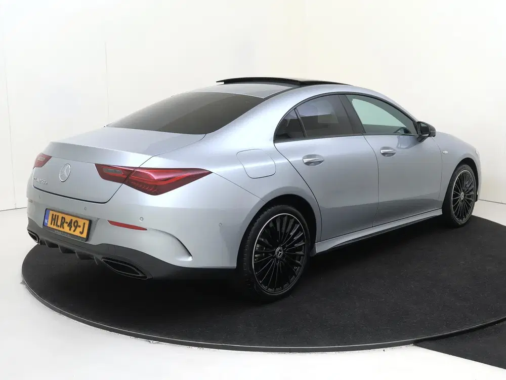 Mercedes-Benz CLA 250 e Business Solution AMG uit 2025, foto 2