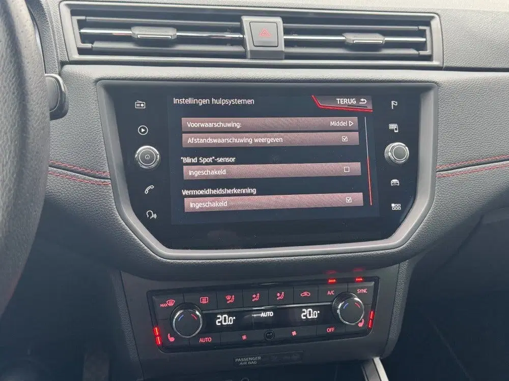SEAT Arona 1.0 TSI 116pk FR BUSINESS INTENSE DSG Trek uit 2020, foto 17