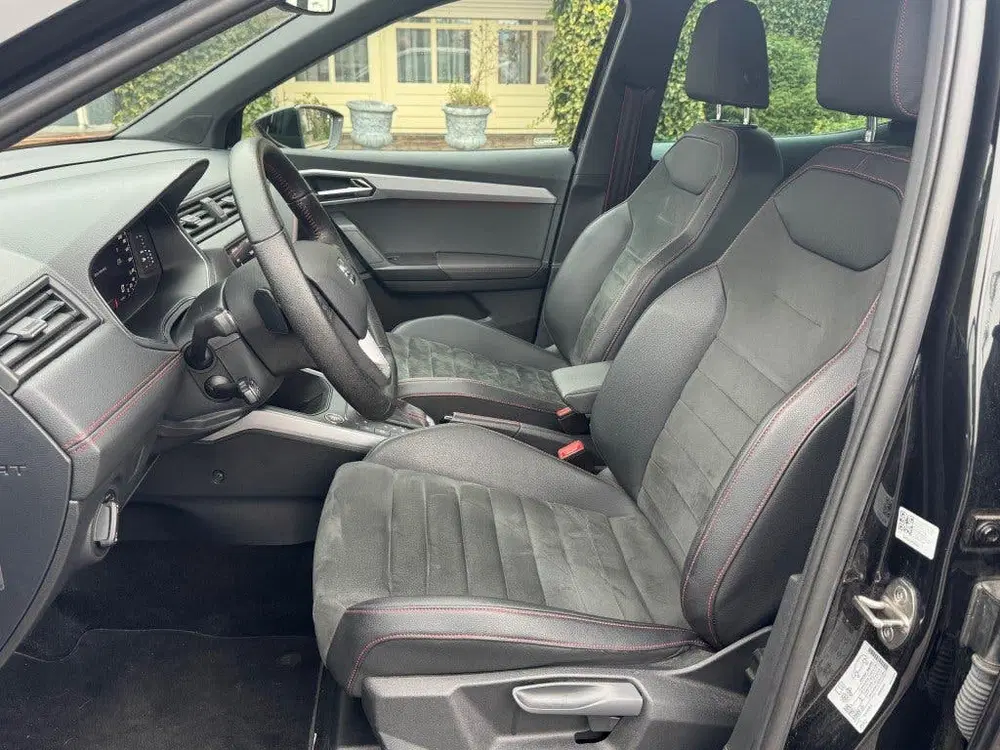 SEAT Arona 1.0 TSI 116pk FR BUSINESS INTENSE DSG Trek uit 2020, foto 7