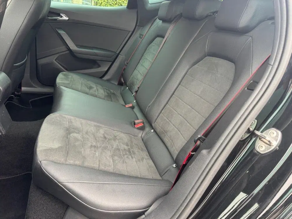 SEAT Arona 1.0 TSI 116pk FR BUSINESS INTENSE DSG Trek uit 2020, foto 9
