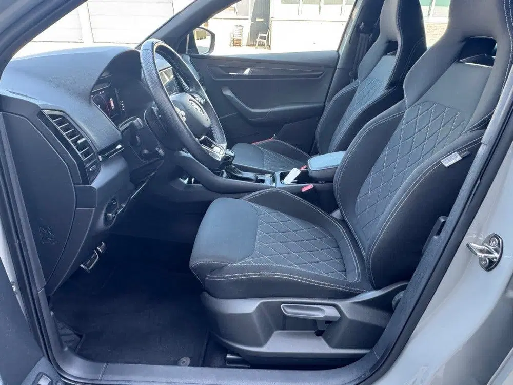 Skoda Karoq 1.5 TSI ACT SPORTLINE BUSINESS DSG Facelif uit 2022, foto 18