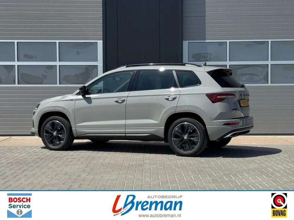Skoda Karoq 1.5 TSI ACT SPORTLINE BUSINESS DSG Facelif uit 2022, foto 4