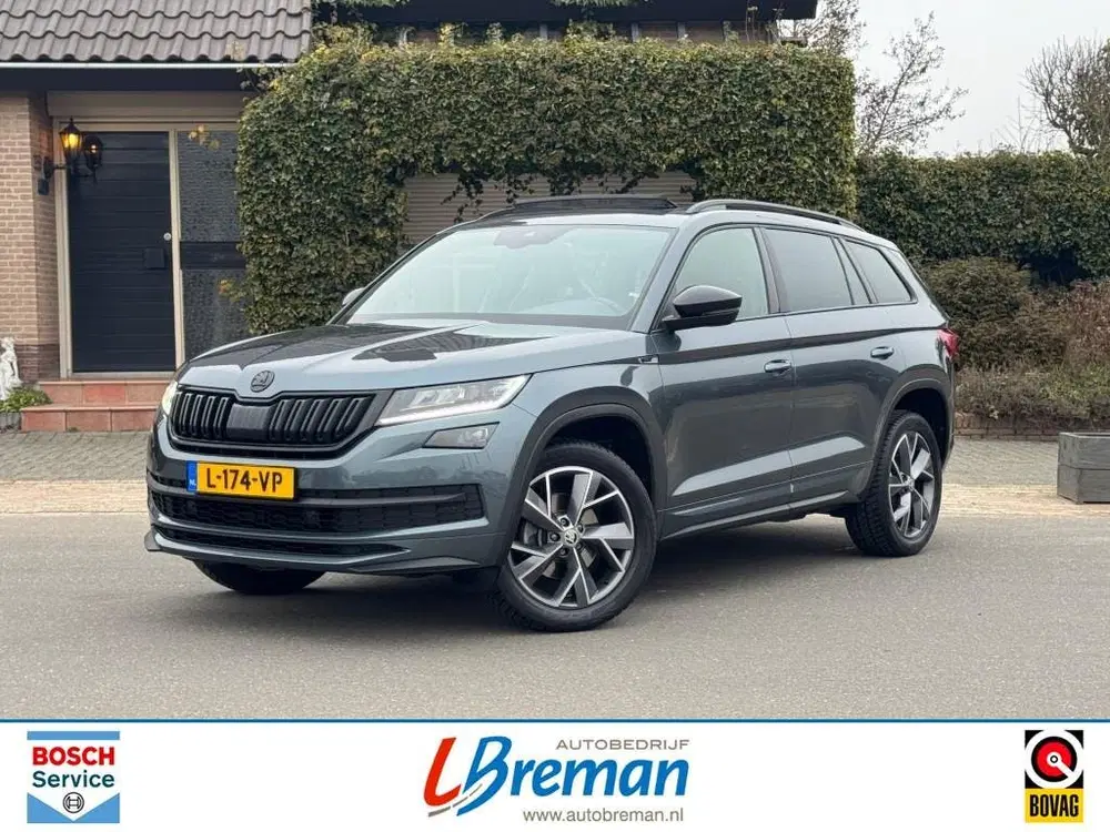 Skoda Kodiaq 1.5 TSI ACT 7Pers. SPORTLINE DSG Panorama uit 2021, foto 2