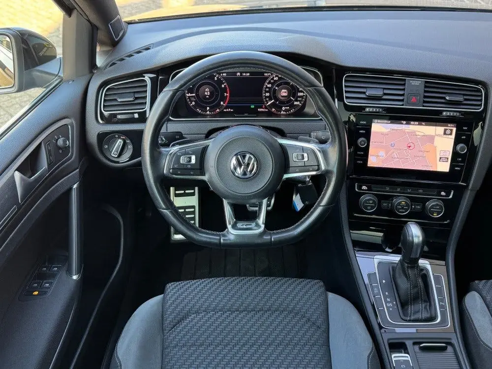 Volkswagen GOLF 1.5 TSI DSG R-Line Dynaudio Panoramadak Virt uit 2020, foto 13