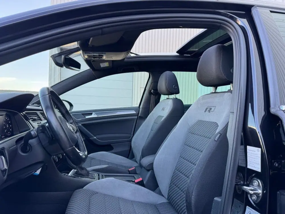 Volkswagen GOLF 1.5 TSI DSG R-Line Dynaudio Panoramadak Virt uit 2020, foto 17
