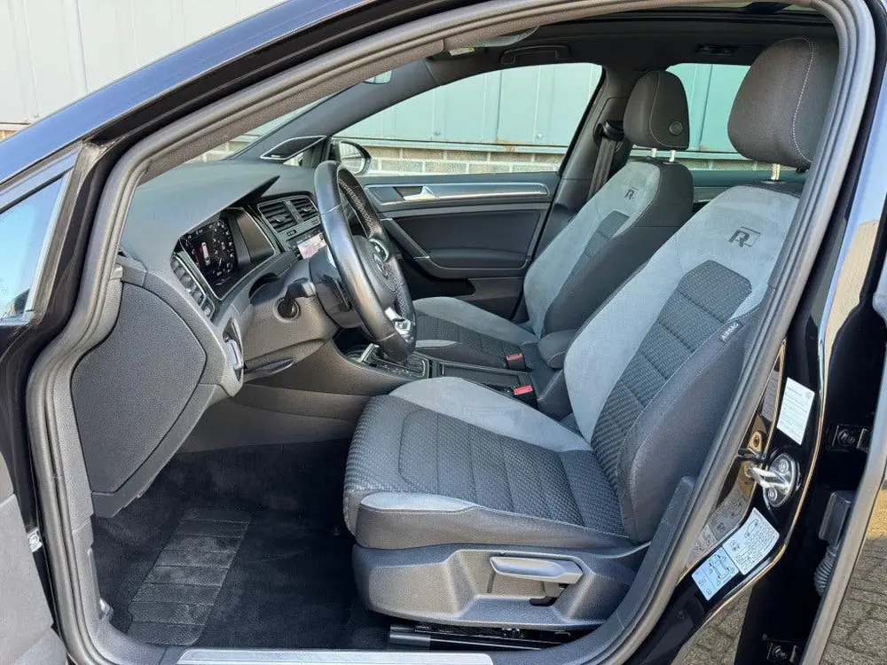 Volkswagen GOLF 1.5 TSI DSG R-Line Dynaudio Panoramadak Virt uit 2020, foto 9