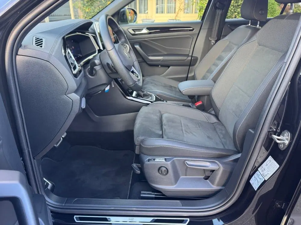 Volkswagen T-Roc 1.5 TSI 150pk DSG R-LINE EDITION Trekhaak uit 2025, foto 14