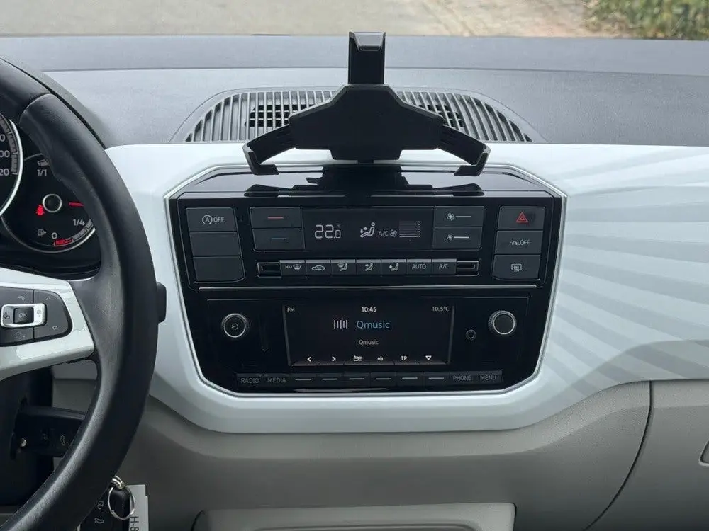 Volkswagen UP 1.0 BEATS  5-drs DAB Radio Lane Assist uit 2020, foto 16