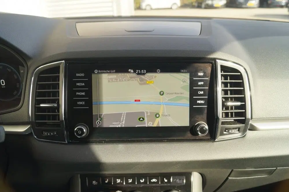 Skoda Karoq 2.0 TDI DSG Ambition -LEER-NAVI-ECC-PDC uit 2022, foto 15
