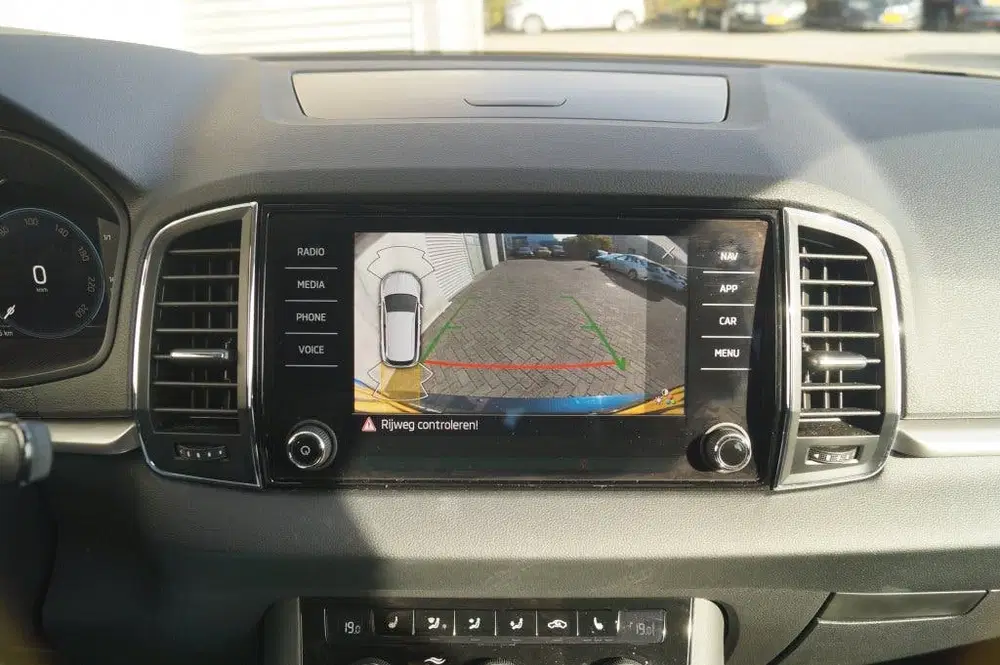 Skoda Karoq 2.0 TDI DSG Ambition -LEER-NAVI-ECC-PDC uit 2022, foto 17