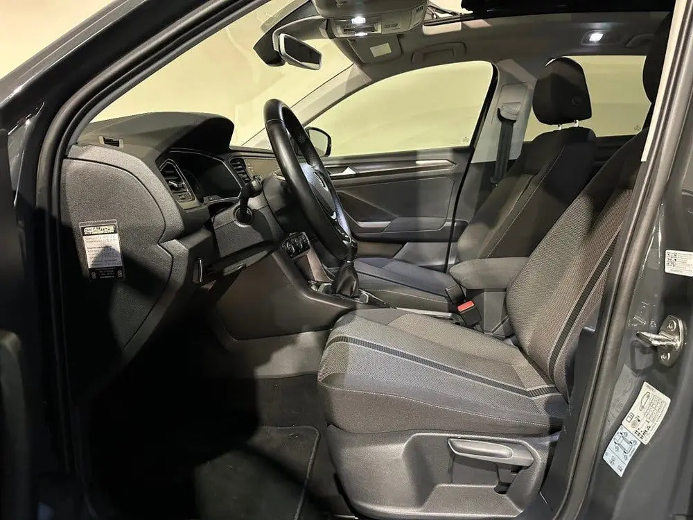 Volkswagen T-ROC 1.0 TSI STYLE l PANORAMA l ACC l CLIMA l LM uit 2019, foto 13