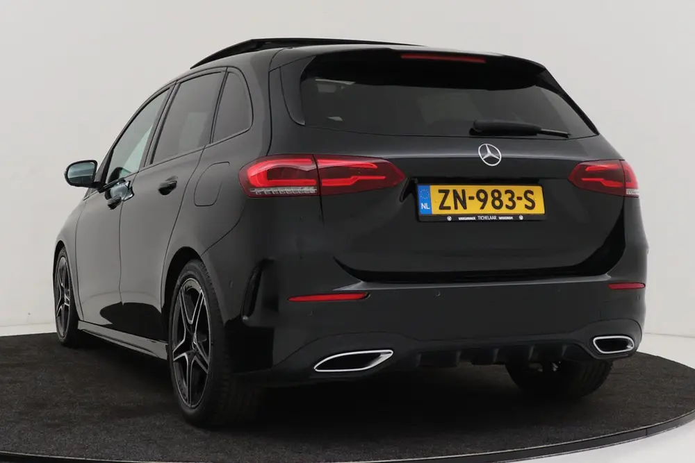 Mercedes-Benz B-Klasse 180 Business Solution AMG-Line | Pano uit 2019, foto 10