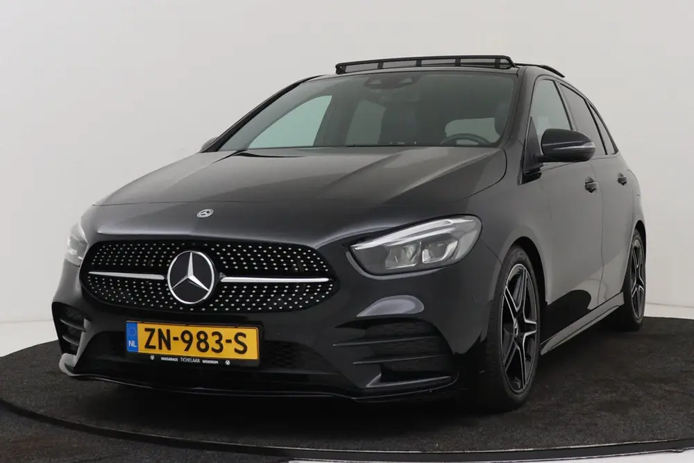 Mercedes-Benz B-Klasse 180 Business Solution AMG-Line | Pano uit 2019, foto 15