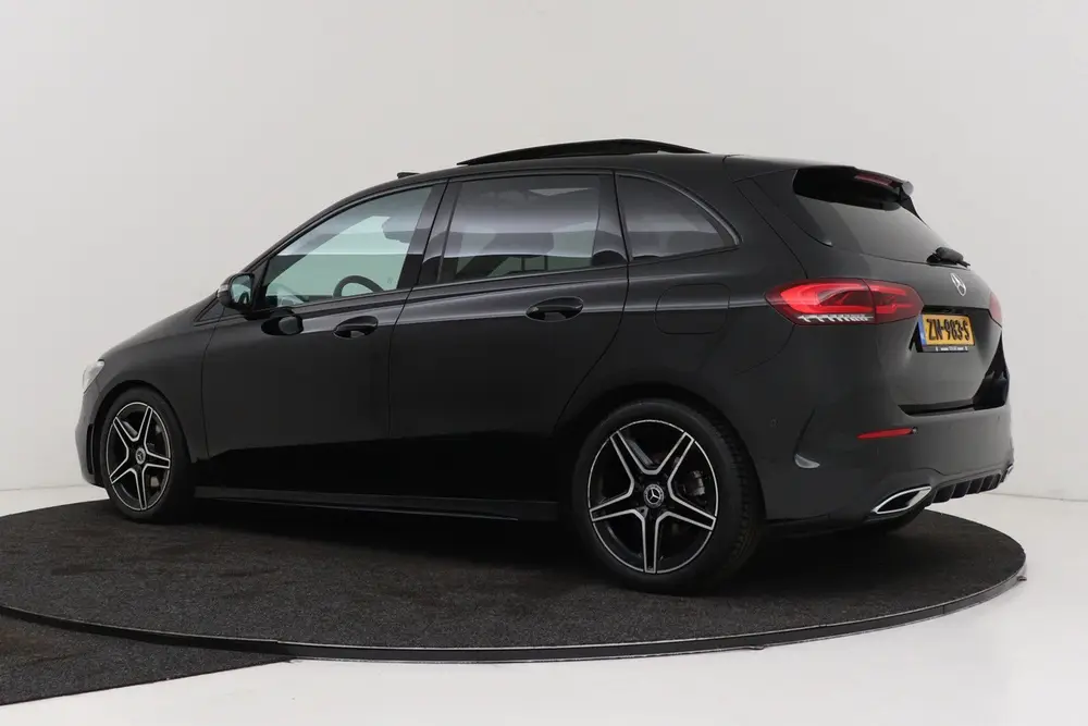 Mercedes-Benz B-Klasse 180 Business Solution AMG-Line | Pano uit 2019, foto 7