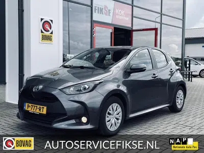Toyota Yaris YARIS 1.5 HYBRID COMFORT uit 2022