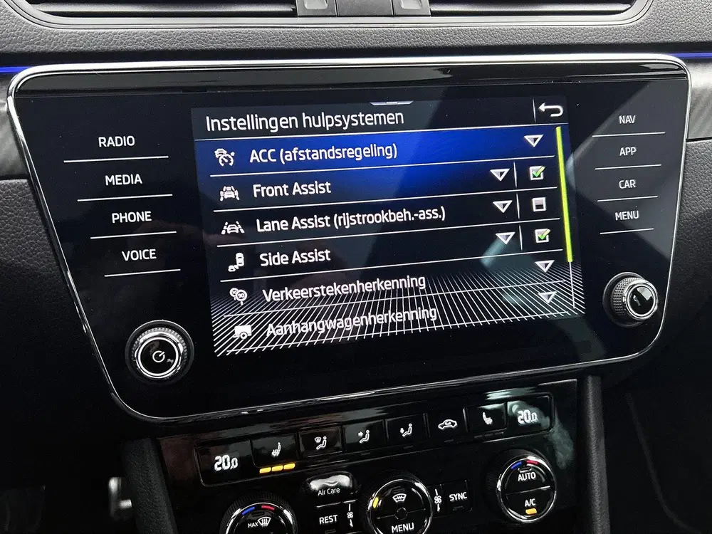 Skoda Superb 1.5 TSI ACT Sportline Business uit 2024, foto 13