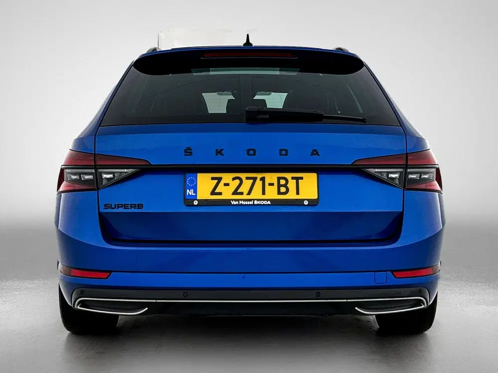 Skoda Superb 1.5 TSI ACT Sportline Business uit 2024, foto 3