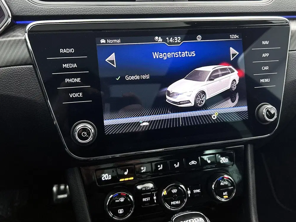 Skoda Superb 1.5 TSI ACT Sportline Business uit 2024, foto 9