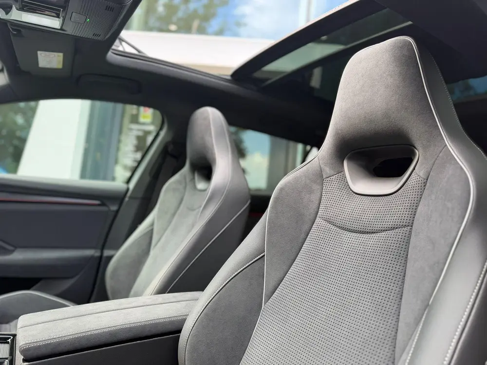 Skoda Superb 1.5 TSI PHEV Sportline Business 204 pk uit 2026, foto 4