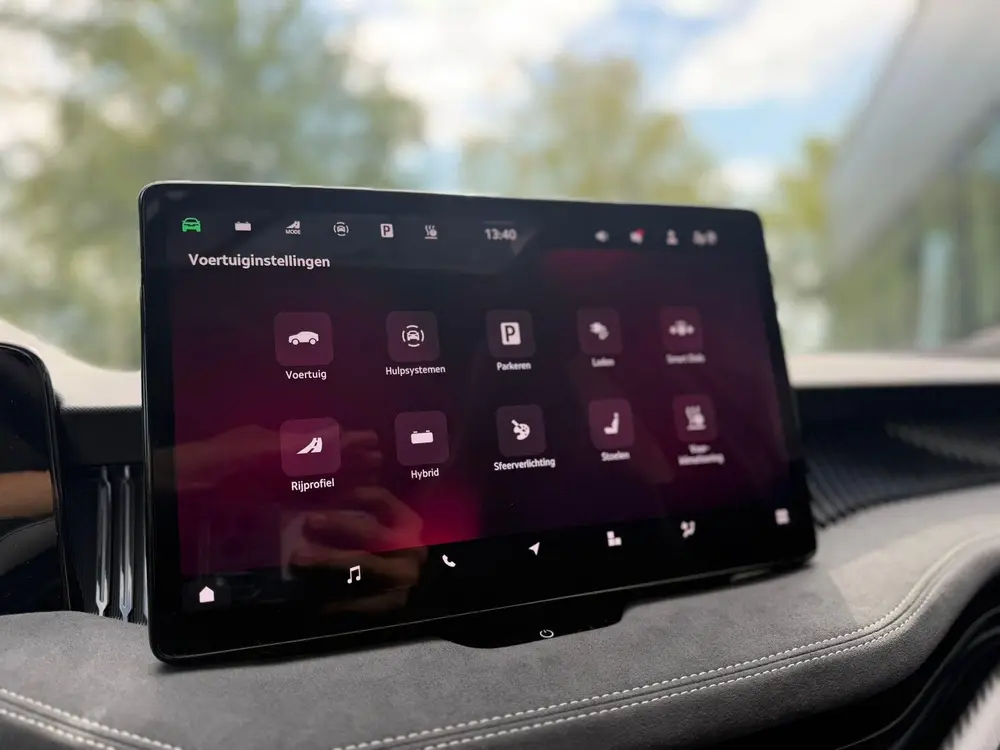Skoda Superb 1.5 TSI PHEV Sportline Business 204 pk uit 2026, foto 6