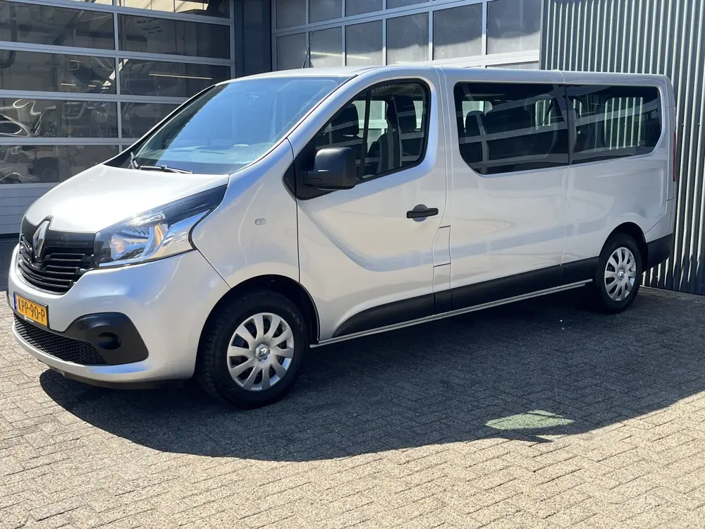 Renault Trafic Passenger 1.6 dCi 122pk Grand Intens Energ uit 2019, foto 2