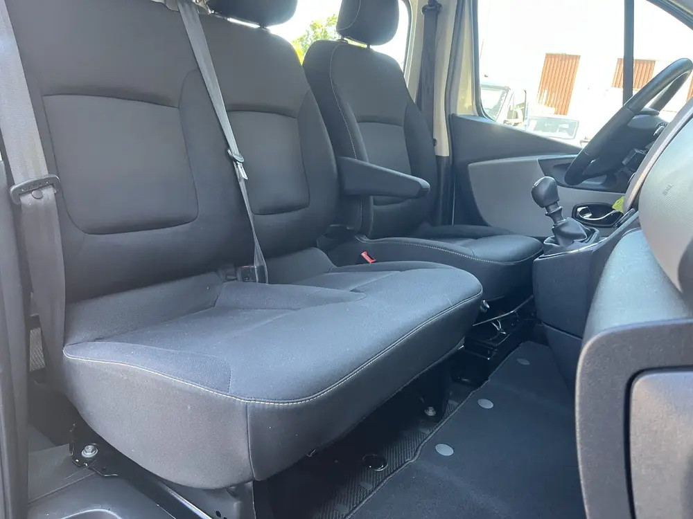 Renault Trafic Passenger 1.6 dCi 122pk Grand Intens Energ uit 2019, foto 6
