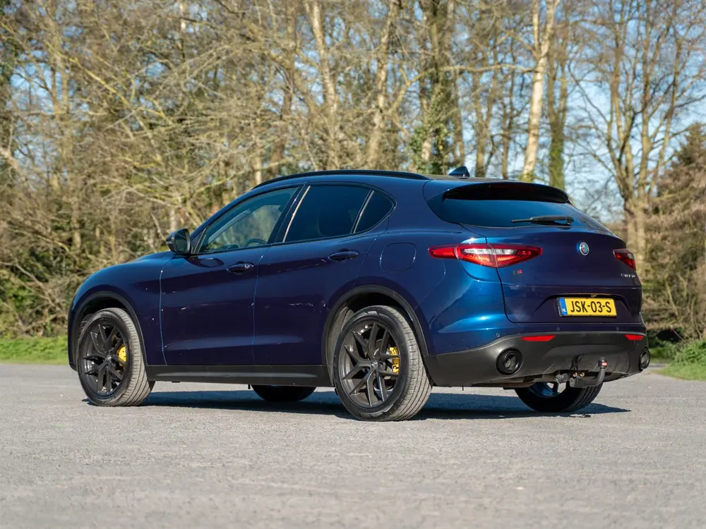 Alfa Romeo Stelvio 2.0 T AWD B-Tech uit 2019, foto 2