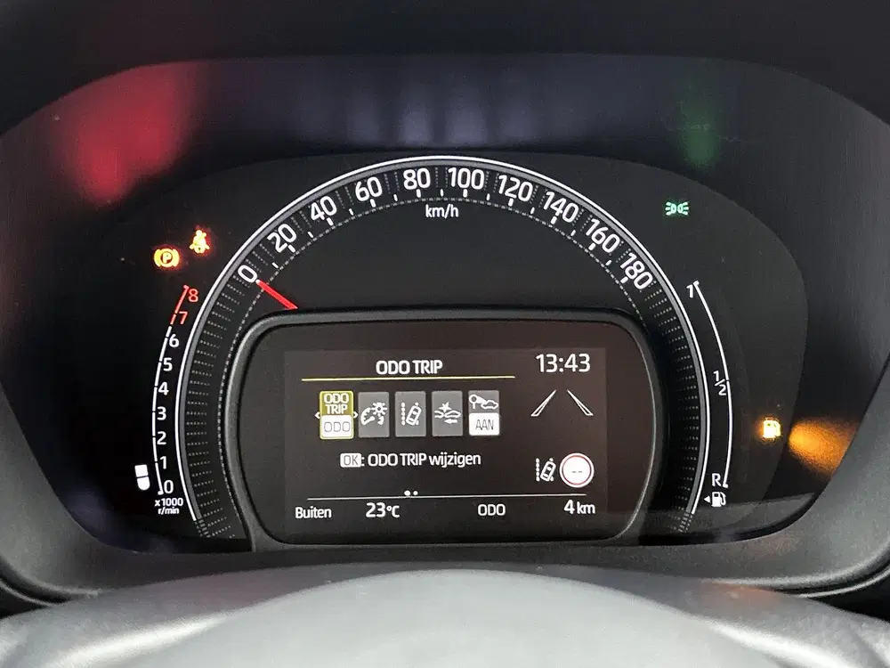 Toyota Aygo X 1.0 VVT-i MT Play uit 2025, foto 5